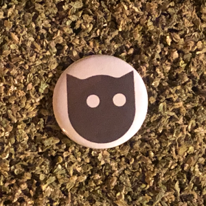 1" Pussy Button - White